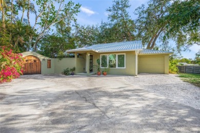 Beach Home For Sale in Sarasota, Florida