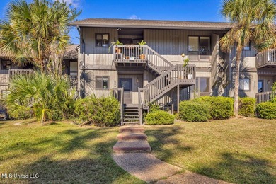 Beach Condo For Sale in Diamondhead, Mississippi