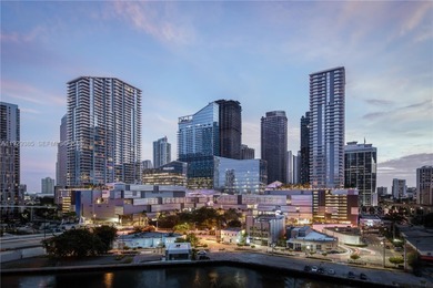 Beach Condo For Sale in Miami, Florida