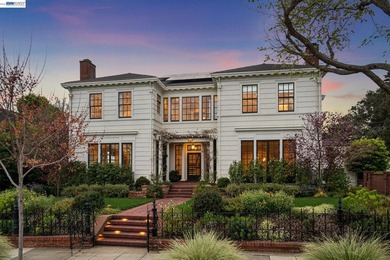 Beach Home Sale Pending in Alameda, California