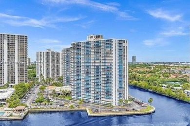 Beach Condo For Sale in Aventura, Florida