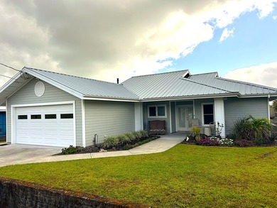 Beach Home For Sale in Hilo, Hawaii