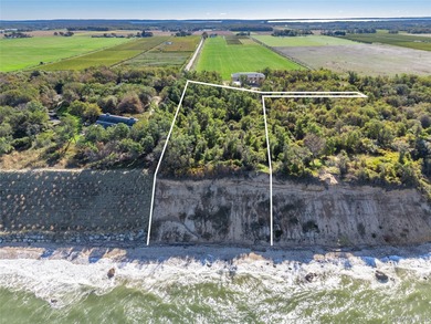 Beach Acreage For Sale in Cutchogue, New York