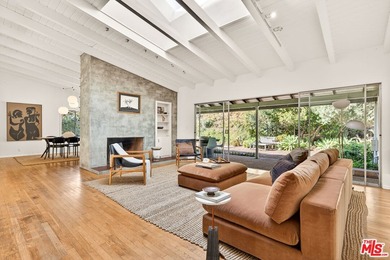 Beach Home For Sale in Pacific Palisades, California