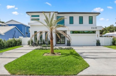Beach Home For Sale in Boca Raton, Florida
