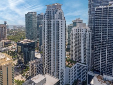 Beach Condo For Sale in Miami, Florida