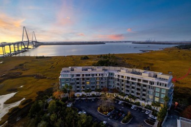 Beach Home For Sale in Mount Pleasant, South Carolina