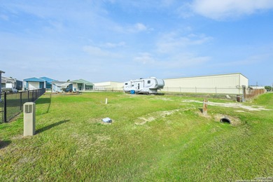 Beach Lot For Sale in Port O Connor, Texas