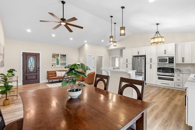 Beach Home For Sale in Keaau, Hawaii