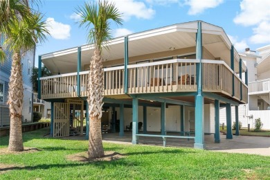 Beach Home For Sale in Galveston, Texas