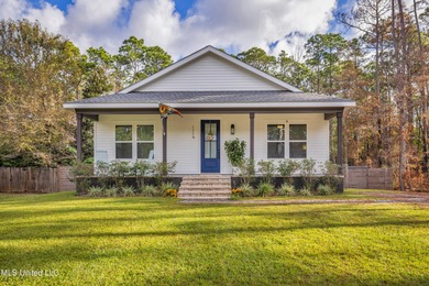 Beach Home Sale Pending in Ocean Springs, Mississippi