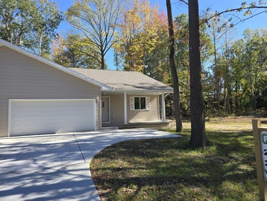 Beach Townhome/Townhouse For Sale in Michigan City, Indiana