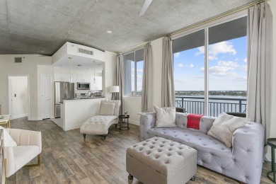 Beach Condo For Sale in West Palm Beach, Florida