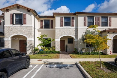 Beach Townhome/Townhouse For Sale in Miami, Florida