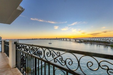 Beach Condo For Sale in Sarasota, Florida