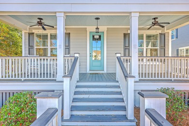 Beach Home For Sale in Mount Pleasant, South Carolina