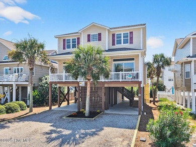 Beach Home For Sale in Ocean Isle Beach, North Carolina