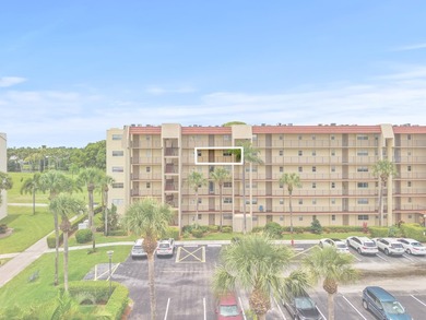 Beach Condo For Sale in Greenacres, Florida