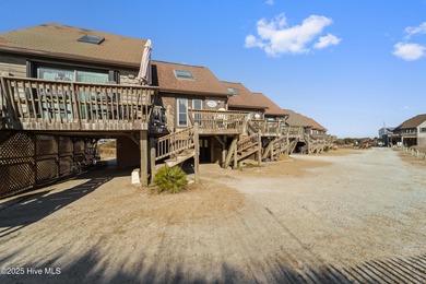 Beach Townhome/Townhouse Active Under Contract in North Topsail Beach, North Carolina