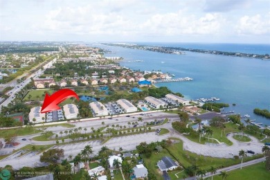 Beach Townhome/Townhouse For Sale in Boynton Beach, Florida