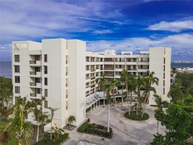 Beach Condo For Sale in Longboat Key, Florida