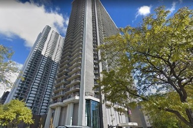 Beach Condo For Sale in Chicago, Illinois