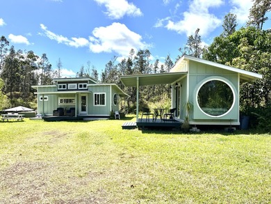 Beach Home For Sale in Mountain View, Hawaii