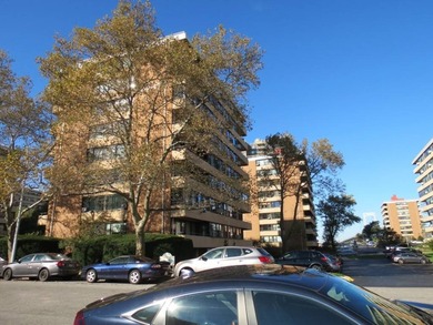 Beach Apartment For Sale in Whitestone, New York