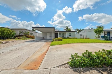 Beach Home For Sale in Oakland Park, Florida