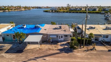 Beach Townhome/Townhouse For Sale in Holmes Beach, Florida