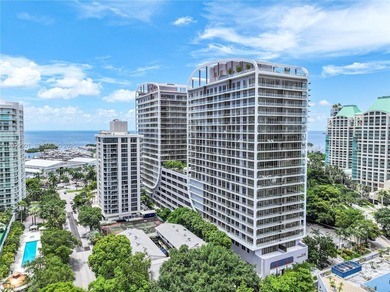 Beach Condo For Sale in Miami, Florida