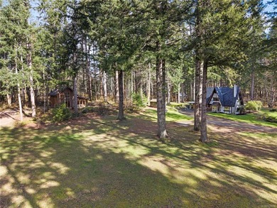 Beach Home For Sale in Courtenay, British Columbia