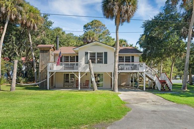 Beach Home For Sale in Edisto Island, South Carolina
