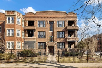 Beach Condo Active Under Contract in Chicago, Illinois