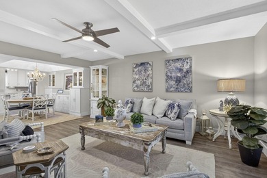 Beach Condo For Sale in North Palm Beach, Florida