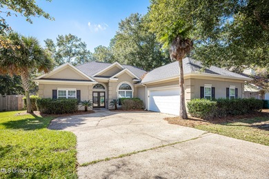 Beach Home Sale Pending in Diamondhead, Mississippi