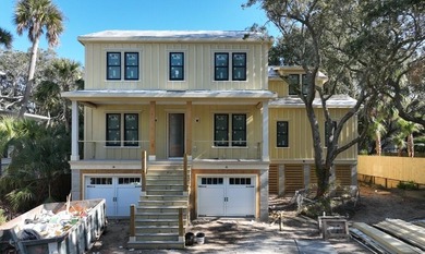 Beach Home For Sale in Isle of Palms, South Carolina