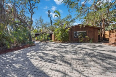 Beach Home For Sale in Sarasota, Florida