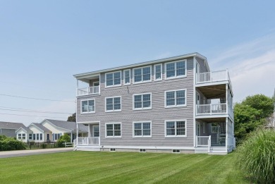 Beach Home For Sale in Wells, Maine