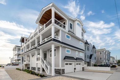 Beach Townhome/Townhouse For Sale in Sea Isle City, New Jersey