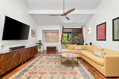 Beach Townhome/Townhouse Active Under Contract in Santa Cruz, California