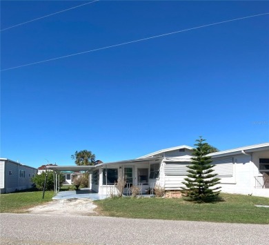 Beach Home For Sale in Bradenton, Florida