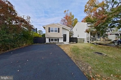 Beach Home Sale Pending in Edgewater, Maryland