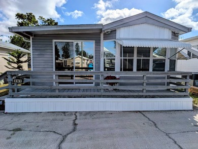 Beach Home For Sale in Ruskin, Florida