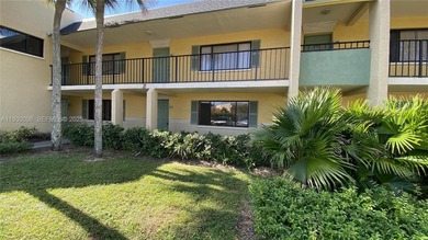 Beach Condo For Sale in Boynton Beach, Florida
