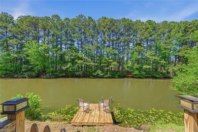 Beach Townhome/Townhouse For Sale in Chesapeake, Virginia