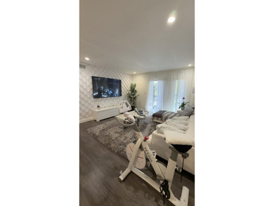 Beach Condo For Sale in Deerfield Beach, Florida