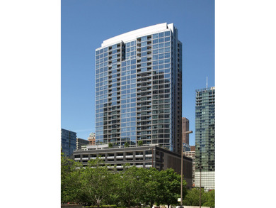 Beach Condo For Sale in Chicago, Illinois