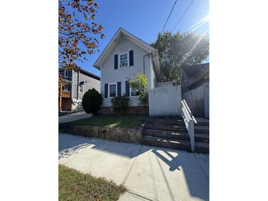 Beach Home For Sale in New Haven, Connecticut