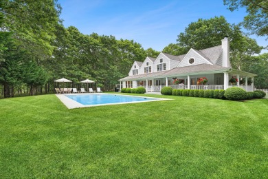 Beach Home For Sale in Wainscott, New York